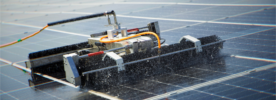 Solar cleaning robot, Sustainable Cleaning of Kwun,Increase income of power generation after cleaning more than cleaning cost